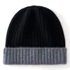 Gorro de Cachemira para Mujer 100% Cachemira Pura Otoño e Invierno Versátil Simple Moda Combinación de Colores Cálido Baotou Protección para los Oídos Gorro de Punto