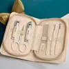 Set Portátil de Cortauñas de Belleza Anti-Salpicaduras, Herramientas de Manicura, Tijeras para Uñas, Cortauñas, Tijeras de Alta Calidad al por Mayor