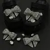 Zapatos con Agujeros DIY Charms para Zapatos Estrella Rosa Lazo Nueva Hebilla de Zapato Estrella de Pedrería Accesorios Decoraciones de Moda
