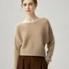 Inverno 2026 Novo Tricô de Caxemira One-Shoulder Manga Longa Listras Horizontais Cor Sólida Solto Morcego Suéter Feminino