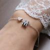 Pulsera con letras en inglés de AliExpress transfronterizas, pulsera con letras en forma de corazón de aleación con personalidad de moda europea y americana, venta al por mayor