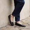 Zapatos simples de cuero suave para mujer, nuevos, versátiles y cómodos para ir al trabajo, zapatos de abuela de punta fina, bailarinas retro francesas