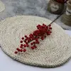 Bayas artificiales de acebo rojo, disponibles en juegos de 6, 9 y 12 ramas, para fines decorativos, suministros para bodas y como símbolo de prosperidad para el Año Nuevo; disponible al por mayor
