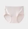Ropa interior de algodón puro clase a para mujer, antibacteriana, 100% algodón, entrepierna extendida, tiro medio, tangas sin costuras, nuevo modelo 2026 al por mayor