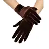 Guantes de terciopelo dorado para mujer de otoño e invierno guantes de terciopelo elástico guantes cálidos para montar al aire libre para conducir al por mayor