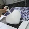 Colgante de Bolsa Lindo con Forma de Corazón de Piel de Conejo Llavero de Corazón de Felpa Bola de Piel con Forma de Corazón de Gama Alta Venta al por Mayor desde el Fabricante