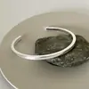 Pulseira Anel Liso Minimalista para Mulheres, Estilo Coreano, Design Quadrado Geométrico Fashion e Único, Nova Pulseira com uma Vibração Cool e Estilosa