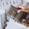 Nueva Billetera Triple para Mujer Bolso Clutch Corto pu Cremallera Bolso Estilo Coreano Diamante Cierre Redondo Borla Billetera Hecha a Mano