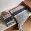 Chal de Hilo Jacquard Multicolor Otoño Invierno Estilo Coreano Casual Versátil Bufanda de Punto Triangular Protector de Cuello Bufanda Cálida para la Cabeza Bufanda para Mujer