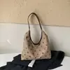 2026 Nuevo Bolso Tote de Gamuza con Lunares Estilo Coreano para Mujer, Bolso de Hombro Casual Retro de Gran Capacidad, Bolso Versátil para Debajo del Brazo
