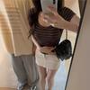 Desejo Puro Curto Ombro Exposto Menina Quente Malha Feminino Verão Listrado Ombro Manga Curta Cintura Pequena Slim-fit Gola U