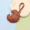 Accesorios Beiman Dibujo Animado Lanyard de Piel PU Llavero de Croissant Accesorio de Cuerno PU Imitación Colgante Estilo Ins