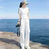 Conjunto Esportivo Casual Estilo Coreano 2026 Verão High-End Chique Fashionável Camiseta Branca Calça Wide-Leg Conjunto Versátil de Duas Peças