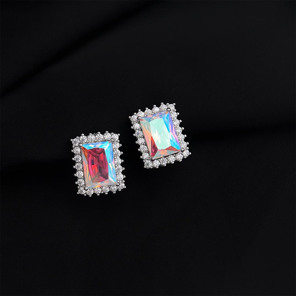 W1163.jpg