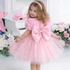 Almacén en el extranjero vestido floral rosa de hombros descubiertos para niños con malla de cuentas para fotografía de fiesta de primer cumpleaños de niñas vestido de princesa