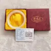 Pulsera de Calcedonia Verde de Xinjiang en Venta Caliente Jade Falso Hetian Jade para Mujer Color Jade Verde Espinaca Pulsera Plana Ancha