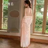 DZ Guiruo Sexy de Cuello en V Profundo con Copas de Pecho de Malla Transparente Tentación Bordada Camisola Camisón y Bata Set para Casa C7320