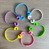 Em estoque suporte criativo de polegar para celular desktop artefato para assistir séries preguiçosamente prateleira de suporte ajustável vendas diretas da fábrica