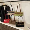 Bolso de Hombro Elegante para Mujer Estilo Commuter Modelo Nuevo 2025 Bolso Tote Sencillo Hebilla de Cinturón a la Moda Bolso de Hombro Personalizado