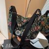 Bolsa Floral de Grande Capacidade Feminina 2025 Nova Moda Elegante Bolsa Transversal Feminina Ins Nicho Versátil Ombro Único Bolsa Bolinho