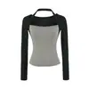 Venta al por mayor de ropa para mujer transfronteriza: nueva camiseta pura y seductora de dos piezas falsas con bloques de color, cuello halter, manga larga, corte ajustado, cuello cuadrado y bajo corto