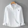 Camisa Casual de Manga Larga Cómoda para Hombre Otoño e Invierno 2025 Holgada Moderna Simple Versátil Fresca Juvenil Camisa para Hombre