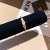 Sinfonia de Cores! Anel Colorido de Zircônia Redonda em Formato de Coração, Anel de Nicho High-End com um Toque Vintage Luxuoso e Exquisito