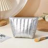 Bolsa Cosmética Travesseiro de Descompressão de 25 Anos Estojo de Lápis de Grande Capacidade Bolsa de Cosméticos de Pelúcia Bolsa Travesseiro Popular Mesmo Estilo Bolsa de Higiene Xadrez