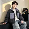 Chaqueta de retazos de bloques de color para niños, estilo nuevo de primavera y otoño, para niños medianos y grandes, holgada, con cuello alto, cortavientos, top acolchado moderno y genial