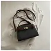 Bolsa Quadrada Pequena de Mão com Design de Nicho para Mulheres Verão 2026 Nova Versátil Color Block Leve Luxo Estilosa Bolsa de Ombro Único Transversal