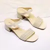 Pantuflas de Mujer Ropa de Verano 2024 Nuevas Sandalias de Hada de Moda Ropa de Exterior Elegantes Sandalias de Tacón Grueso de Moda Versátiles Sandalias de Tacón Alto
