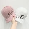 Otoño e invierno nuevo gorra de béisbol con bordado de letras de lana de cordero para niños, cálida para exteriores, moda, versátil, casual