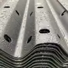 Guarda-corpo Anticolisão Ondulado para Rodovia, Guarda-corpo Galvanizado Pintado por Aspersão para Segurança em Estradas Rurais, Painéis de Guarda-corpo Ondulados de Duas e Três Ondas para Alta Velocidade