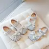 Zapatos de princesa de cristal con diamantes de imitación para niñas de 3 a 6 a 12 años, zapatos de cuero de suela blanda para niños estilo primavera y otoño, zapatos de vestir de actuación con lazo