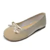 Zapatos Planos con Lazo para Mujer 2026 Otoño Nuevo Estilo Boca Baja Punta Redonda Piel Suave Zapatos de Abuela Cómodos Versátiles Mocasines