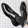 Nuevos zapatos de cuero para hombre de primavera y otoño, antideslizantes, transpirables, casuales, de negocios, para traje formal de novio, zapatos de boda estilo coreano