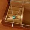 Collar de gota de agua de circón, cadena de clavícula de lujo ligero de nicho de alta gama, elegante y único, conjunto de joyería simple y versátil al por mayor