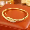 Pulsera Chapada en Oro de 18 Quilates de Oro Real No Descolorante para Mujer, Pulsera de Hielo Triturado de Moda Europea y Americana de Gama Alta con Incrustaciones Completas de Circonia