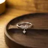Anillo de Plata de Ley S925 con Lazo y Gota de Agua para Mujer, Lujo Ligero, Joyería de Moda de Gama Alta, Anillo Estilo Borla de Zirconia Nicho