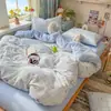 Nuevo juego de cuatro piezas jacquard teñido en hilo de alto peso, estilo simple y fresco, ropa de cama estilo princesa de lujo ligero