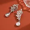 Pendientes Creativos Ecológicos Transfronterizos, Modernos y Elegantes, Incrustados con Diamantes, de Alta Gama, Pendientes de Lujo Ligero para Mujer, Pendientes Únicos y Súper Brillantes para Fiesta