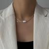 Colar Corrente de Clavícula Choker para Mulheres em Prata de Lei S925 com Pérola Natural Irregular Barroca e Fragmentos de Prata Estilo Moderno
