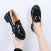 Mocasines negros de cuero estilo británico para mujer, nueva colección otoño/invierno 2026, forrados de felpa para abrigar, planos slip-on de moda