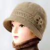 Conjunto de Gorro y Bufanda de Lana Otoño e Invierno para Adultos Mayores Elegante y Versátil Forro Polar Cálido Terciopelo de Ardilla Gorro de Punto para Mujer