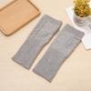 Outono e inverno moda longa torção jacquard luvas quentes cor sólida longa All-match luvas de meio dedo Explosões de comércio exterior das mulheres