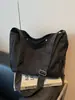 Bolsa de Ombro de Grande Capacidade para Mulheres 2025 Nova Ins Retro Bolsa Transversal Simples Bolsa Tote Cor Pura Bolsa Casual para o Dia a Dia
