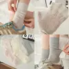 Calcetines de Malla Fina Huecos Corrugados de Media Pantorrilla para Mujer Primavera y Verano, Algodón Suave, Calcetines Coloridos Suaves y Sedosos, Calcetines de Algodón Transpirables que Respiran, Calcetines de Felpa