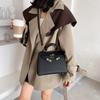 Moda Transfronteriza Bolso Versátil de Platino para Mujer 2026 Nuevo Bolso de Mano Vintage Bolso Kelly Bolso Cruzado de Hombro para Viajes de Nicho