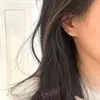 Pendientes de Plata de Ley S925 con Flor de Cuatro Hojas Completamente Incrustada de Diamantes para Mujer, Estilo Bosque, Diseño Floral Fresco, Circonita Brillante, Sensación de Alta Gama, Joyería Amigable con los Oídos
