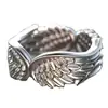 Yihua deseo oferta especial anillo de plata tailandesa pluma negra diseño novedoso retro Ala de Ángel anillo de ala